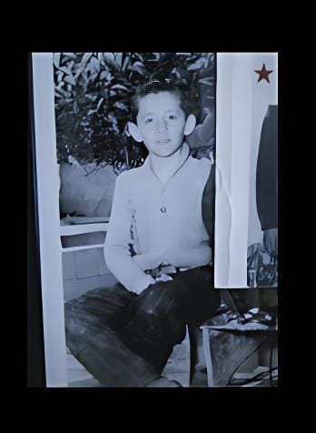 اسماعیل رودگریان – در چین و شکن‌های خاطرۀ یک شهر، یک نسل!